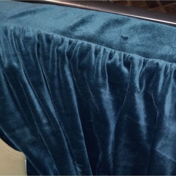 Velvet or plaid Skirt - Picture 7 of 16